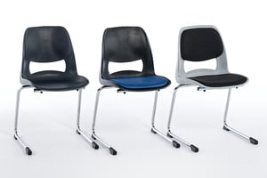 Auch mit Sitz- und Rückenpolster erhältlich