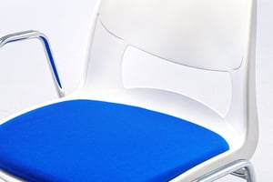 Das Sitzpolster hat eine angenehme Stärke Das Sitzpolster hat eine angenehme Stärke