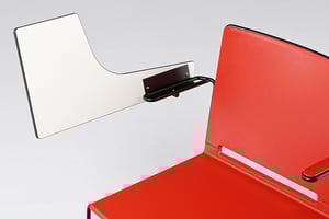 Das Schreibtablar des Multan AL ST ist klappbar