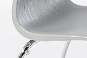Zum Sitzen ist der Nizza FS dank seiner ergonomischen Krümmung gut geeignet