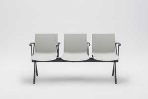 Unsere Traversenbank Rhodos gibt es in verschiedenen Variantan