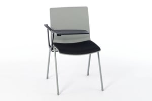 Unser Collegestuhl Rhodos SP ST ist mit einem Sitzpolster ausgestattet