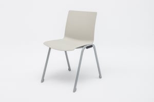 Die Rhodos Kunststoffstühle erscheinen im einheitlichen Bild