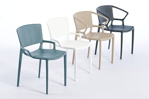 Verschiedene Versionen des Riviera können in eine Reihe gestellt werden