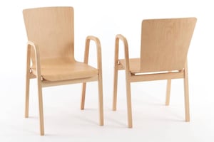 Unsere Sydney Stuhlreihe ganz aus Holz Unsere Sydney Stuhlreihe ganz aus Holz