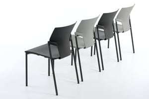 Verschiedene Kunststofffarben stehen zur Verfügung