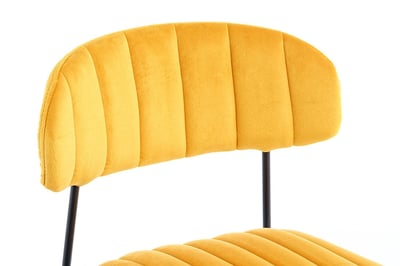 Die Rückenlehne ist sehr gemütlich dank des Stoffes