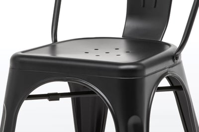 Die Industrie Design Stühle Bronx kännen bis zu 10 Stück übereinander gestapelt werden und sind dadurch sehr flexibel und platzsparend einsetzbar
