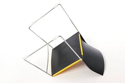 Die Stuhlverbinder dienen zugleich einer guten Standfestigkeit