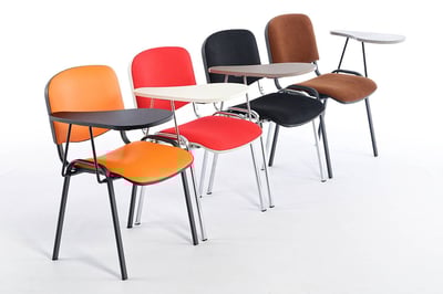 Auch mit Schreibtablar sind unsere Iso Plus erhältlich