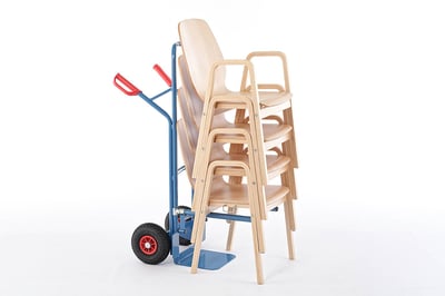 Für einen leichten Stuhltransport sorgt unsere Stuhlkarre