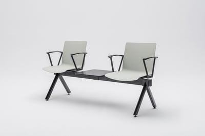 Für jede Räumlichkeit sind unsere Rhodos Bänke geeignet