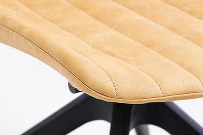 Die Polsternähte sind sauber und ordentlich verarbeitet