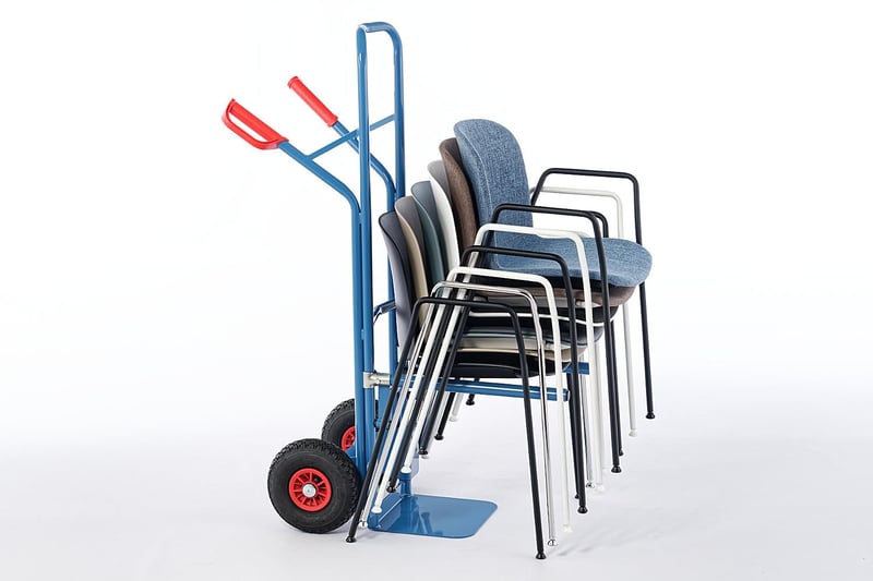 Mit der Stuhlkarre kann der Adria schnell transportiert werden