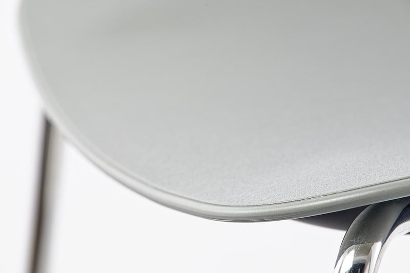 Die Sitzfläche ist ergonomisch abgerundet