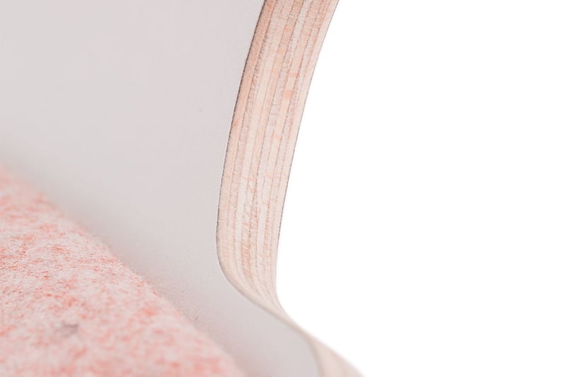 Die Schalen der stapelbaren Polsterstühle Alabama AL SP sind hochwertig verarbeitet