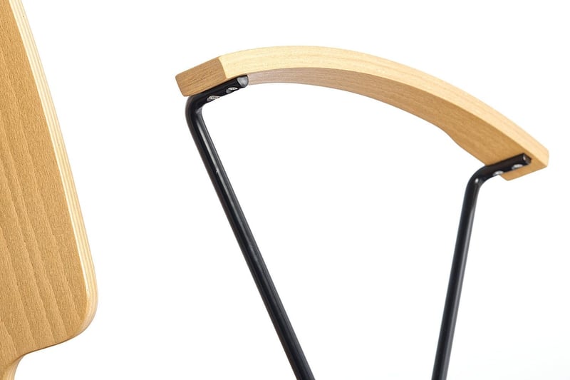 Die Verarbeitung der Armlehnen ist hochwertig