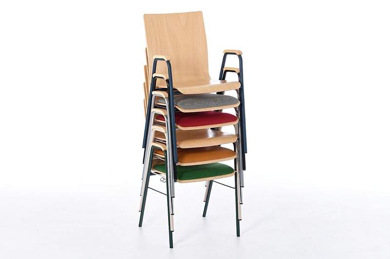 Die Sitzflächen liegen nicht direkt aufeinander es werden Druckstellen im Polster vermieden