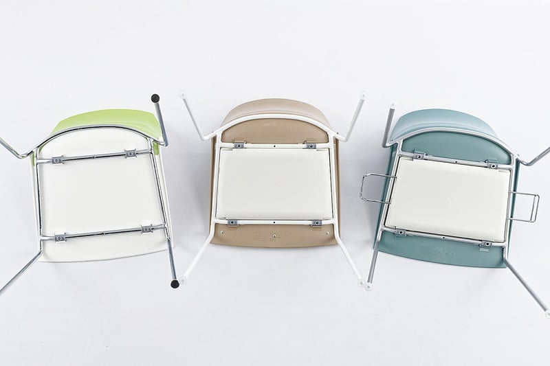 Verschiedene Stapelschutz können bei unseren Berlin SP Stapelstühlen gewählt werden