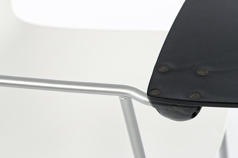 Unsere Collegestühle Berlin ST sind hochwertig verarbeitet