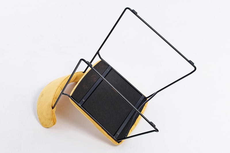 Die Querstreben geben Sitzfläche und Gestell Sicherheit