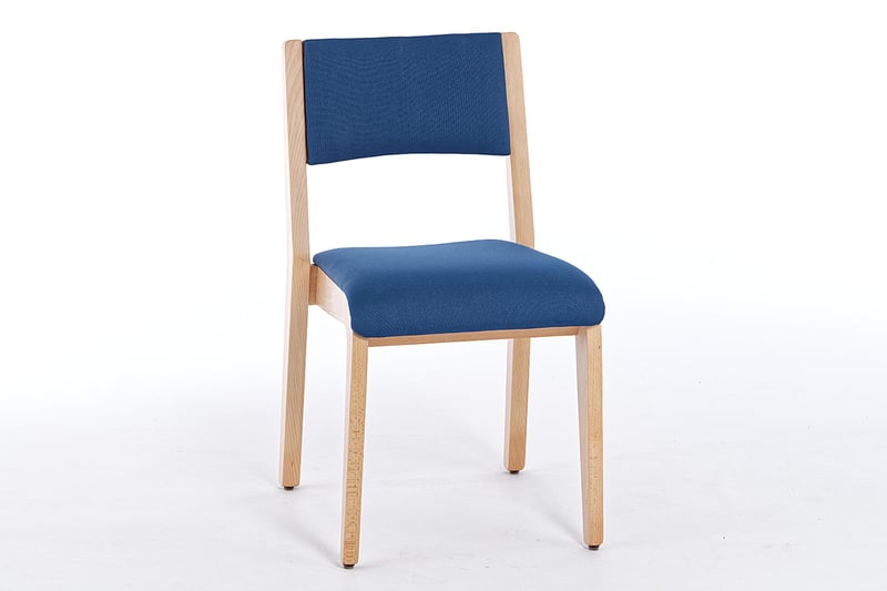 Mit Sitzpolster + Rückenpolster