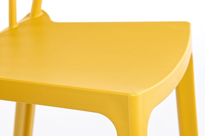 Die leicht gebogene Sitzfläche ist ergonomisch
