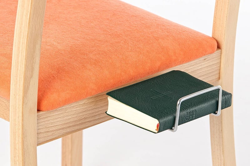 Kleine Bücher können hier abgelegt werden