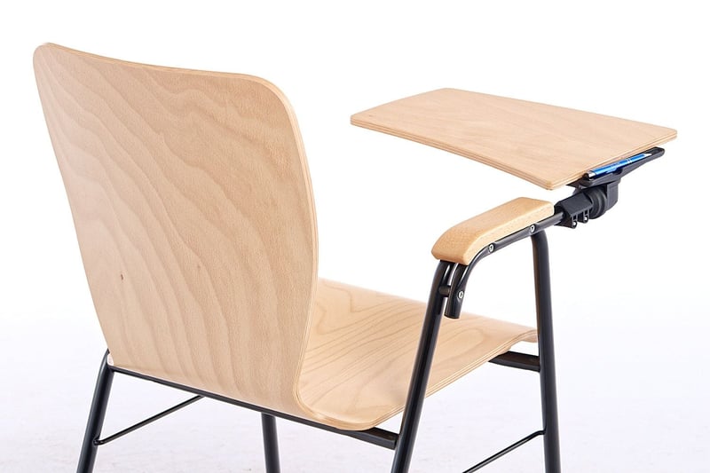 Helles Holz als Ausstattungsmerkmal erzielt eine warme Wirkung