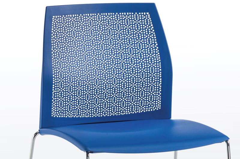 Die Rückenlehne besticht durch ein sehr ansprechendes Mosaik-Design und ist atmungsaktiv und ein Hingucker zugleich