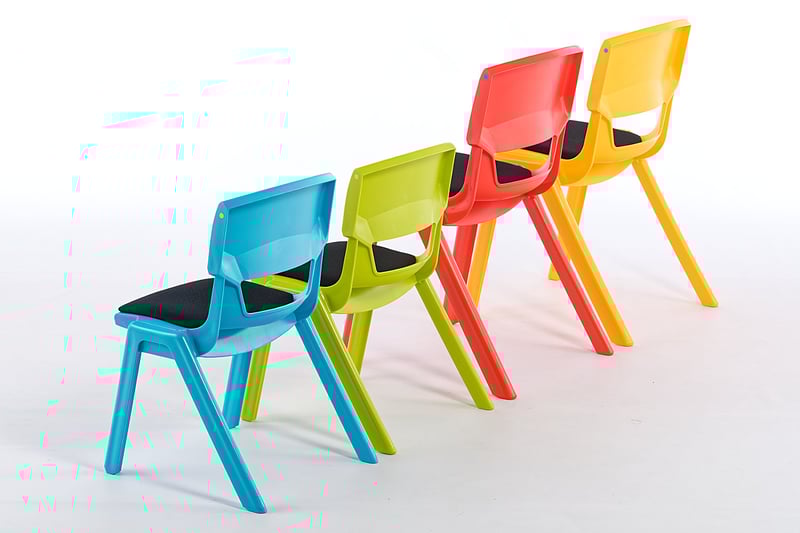 Die Sitzpolsterstühle sind in verschiedenen Größen erhältlich