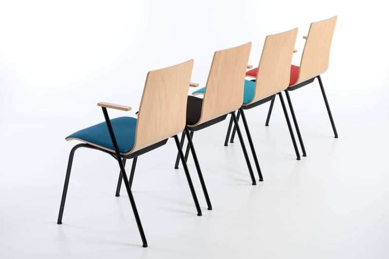 Auch als Stuhlreihen von hinten ein schönes Design