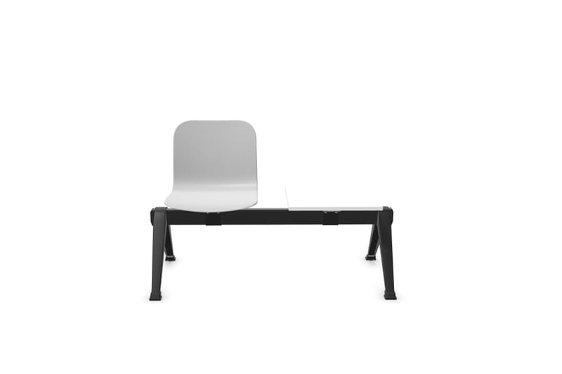Optional kann die Sitzbank mit einem Ablagetisch konfiguriert werden