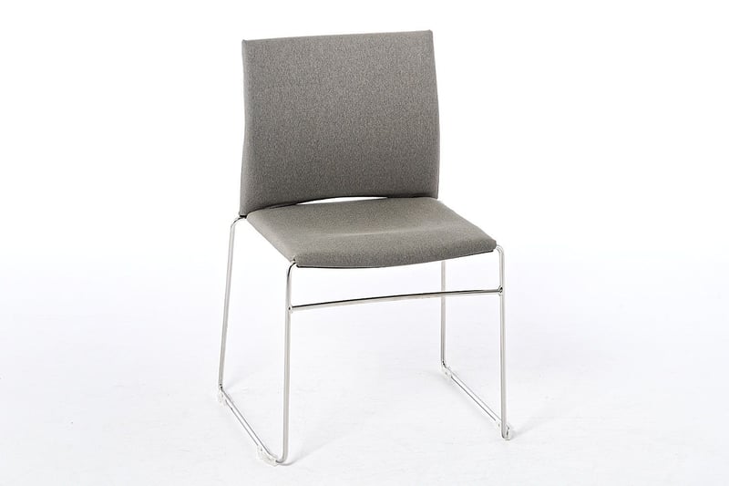 Mit Sitzpolster + Rückenpolster