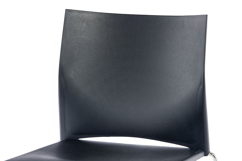 Die Rückenlehne kann komplett in Kunststoff gewählt werden