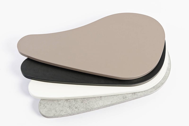 Die Schreibtablare sind in vielen Farben erhältlich