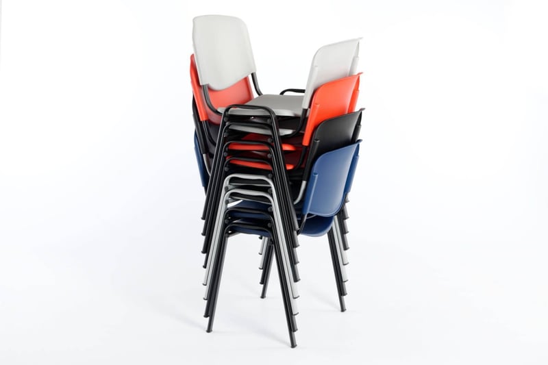 Die Kunststoffstühle Iso KS sind nicht anfällig