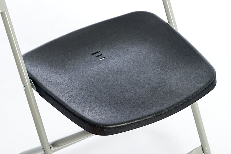 Die Sitzfläche ist pflegeleicht unbd abwischbar