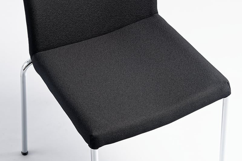 Die Sitzfläche ist sehr angenehm zum Sitzen