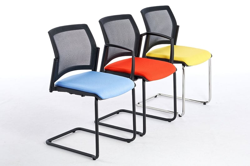 Der London FS lässt sich überall einsetzen - auch als Besucherstuhl