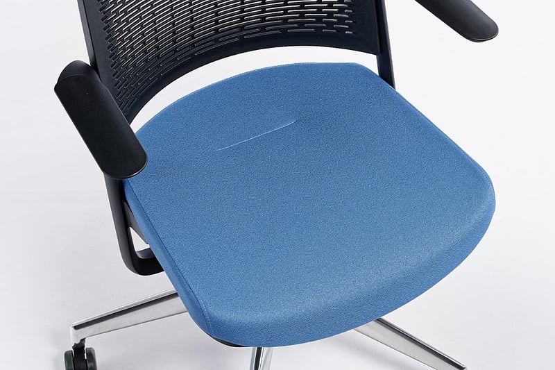 Die große Sitzfläche ist sehr bequem