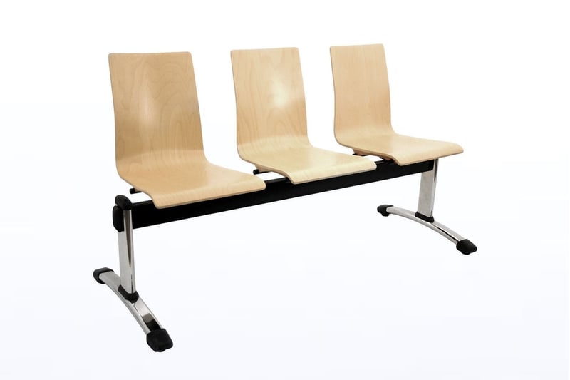 Für jede Räumlichkeit eignen sich platzsparende Traversenbänke