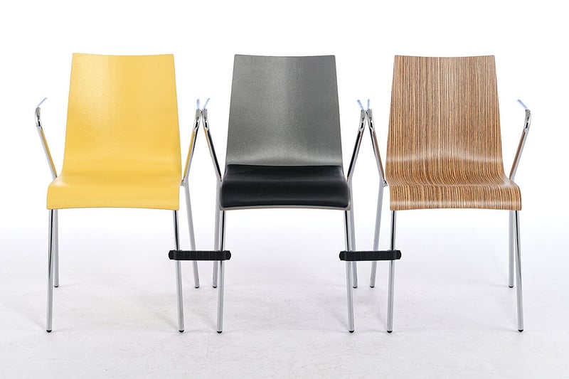 Die Mailand AL können mit Stuhlverbinder in festen Reihen gestellt werden