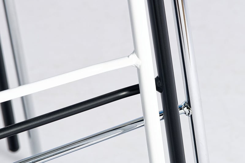 In der Konfiguration kann die Gestellfarbe gewählt werden