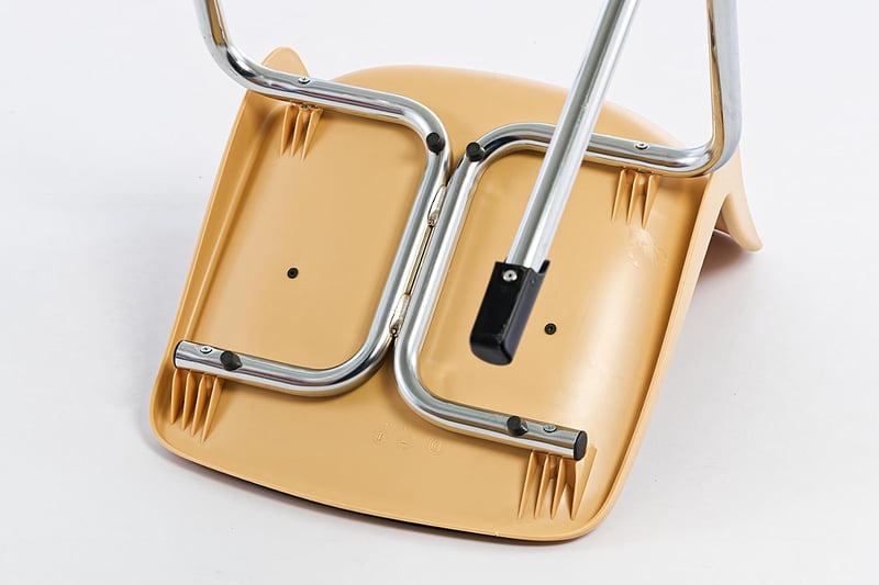 Das Stuhlgestell ist hochwertig verarbeitet