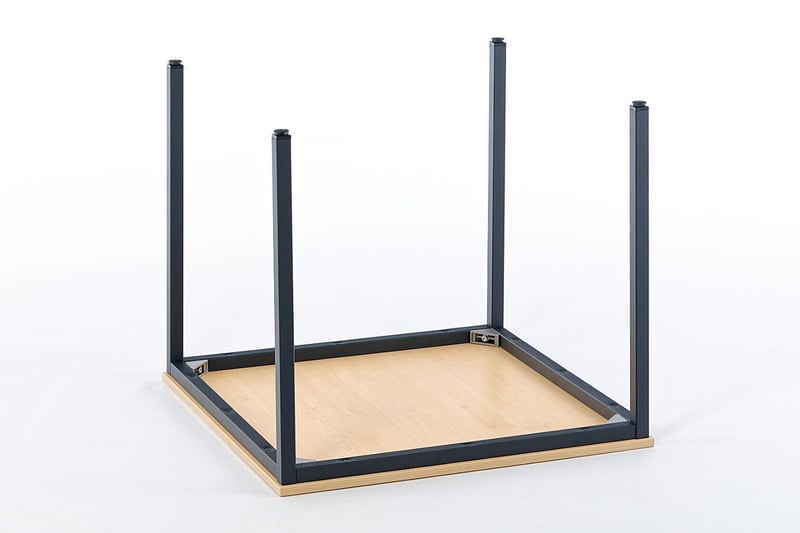 Unsere quadratischen Malta Tische können überall gestellt werden