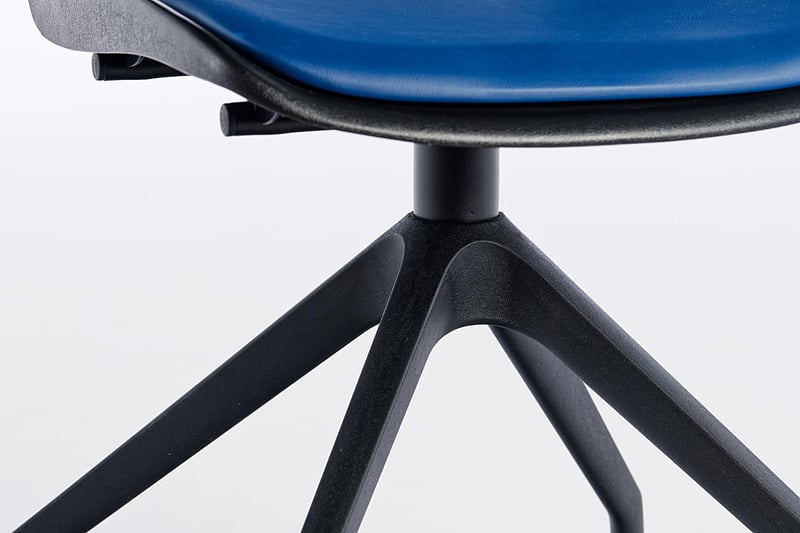 Das Sitzpolster ist hochwertig verarbeitet