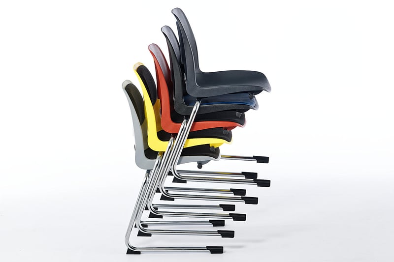 Unsere Freischwingerstühle sind in mehreren Farben erhältlich