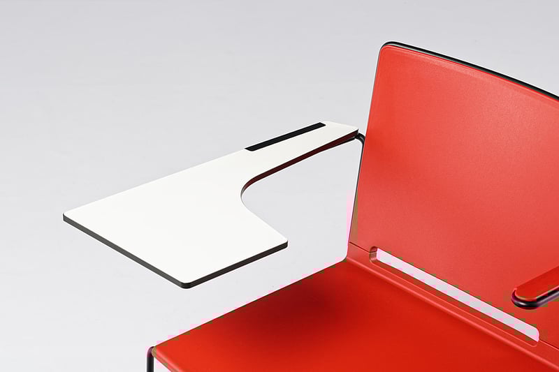 Das weiße Tablar unserer Multan AL ST