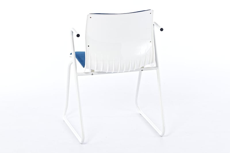 Die Rückseite ist leicht durch abwischen zu reinigen